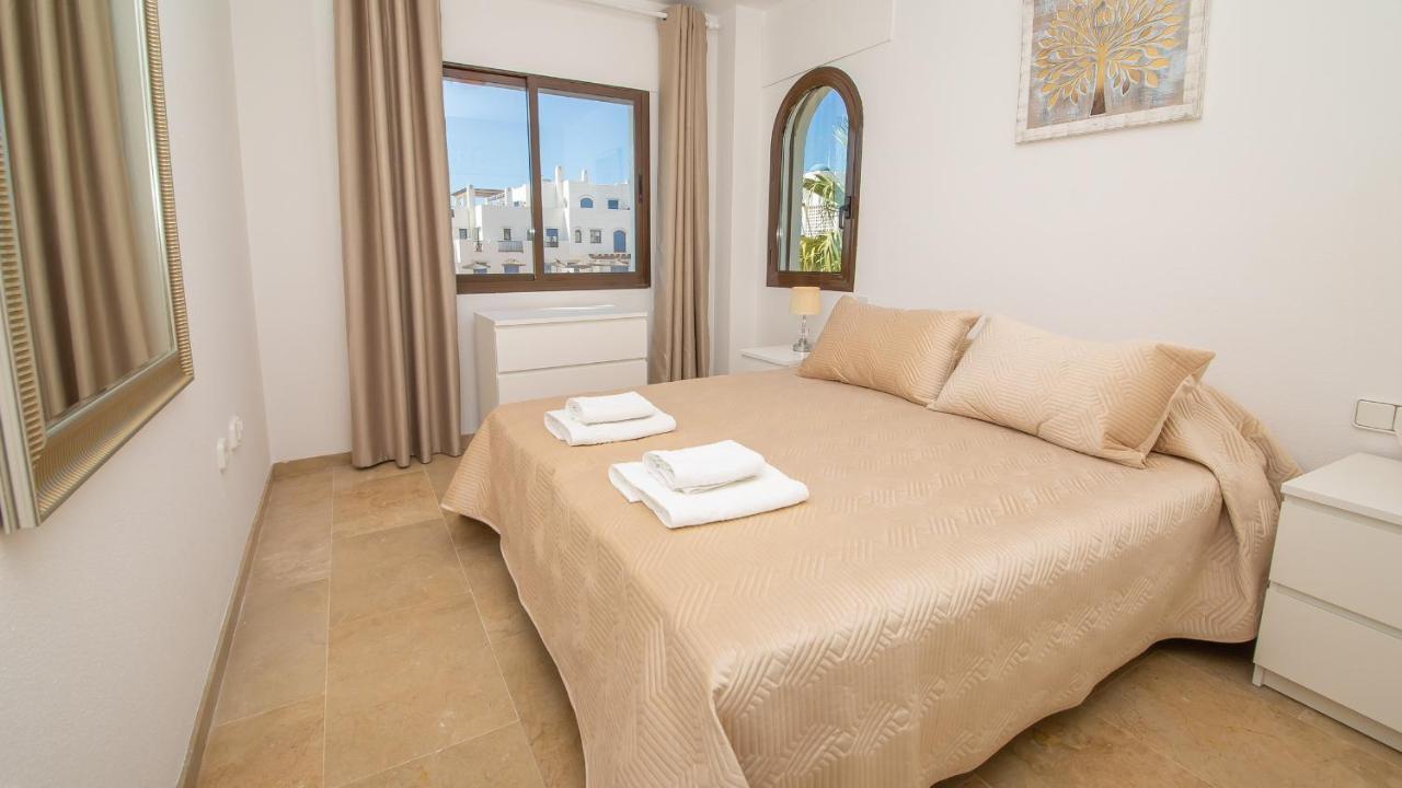 Lovely 2-Bed Apartment In Marina De La Duquesa Castillo de Sabinillas Eksteriør bilde